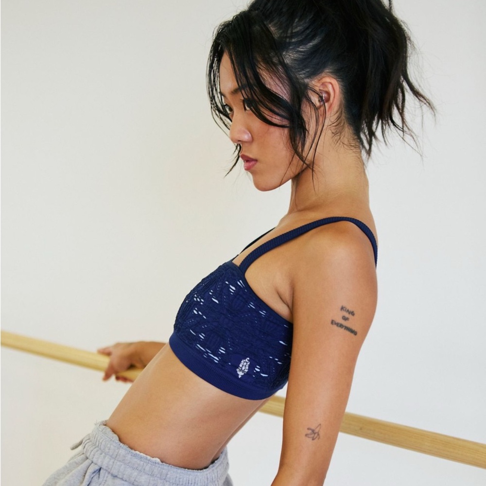 FP Movement Happiness Runs Floral Bandeau Bra - Picture 3 of 9